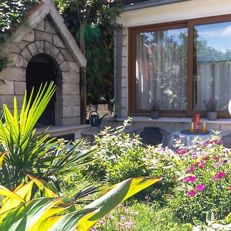 Marjan Hill 3-Br Apt,5 Guests Private Garden Near Beach Spalato Esterno foto