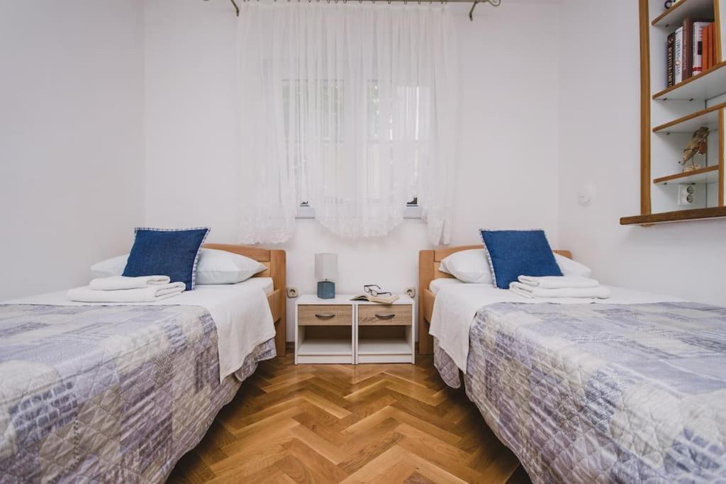 Marjan Hill 3-Br Apt,5 Guests Private Garden Near Beach Spalato Esterno foto