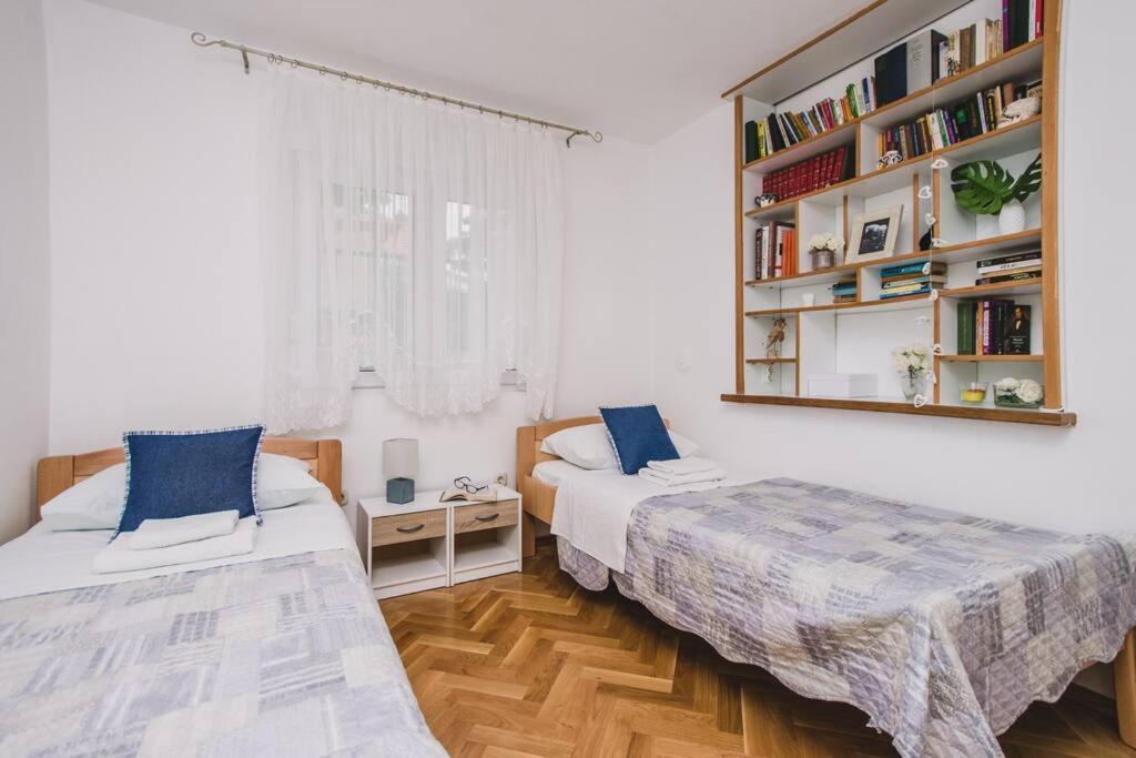 Marjan Hill 3-Br Apt,5 Guests Private Garden Near Beach Spalato Esterno foto